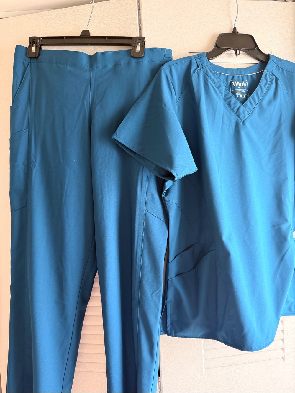 Wink Blue Straight Leg Scrub Pants - Women's Medical Workwear Set